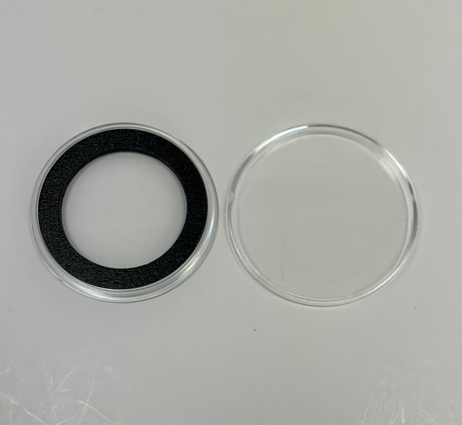 Ring Type Air-Tite Model X - 36mm Black - 1 oz Silver Libertad 1982-1995